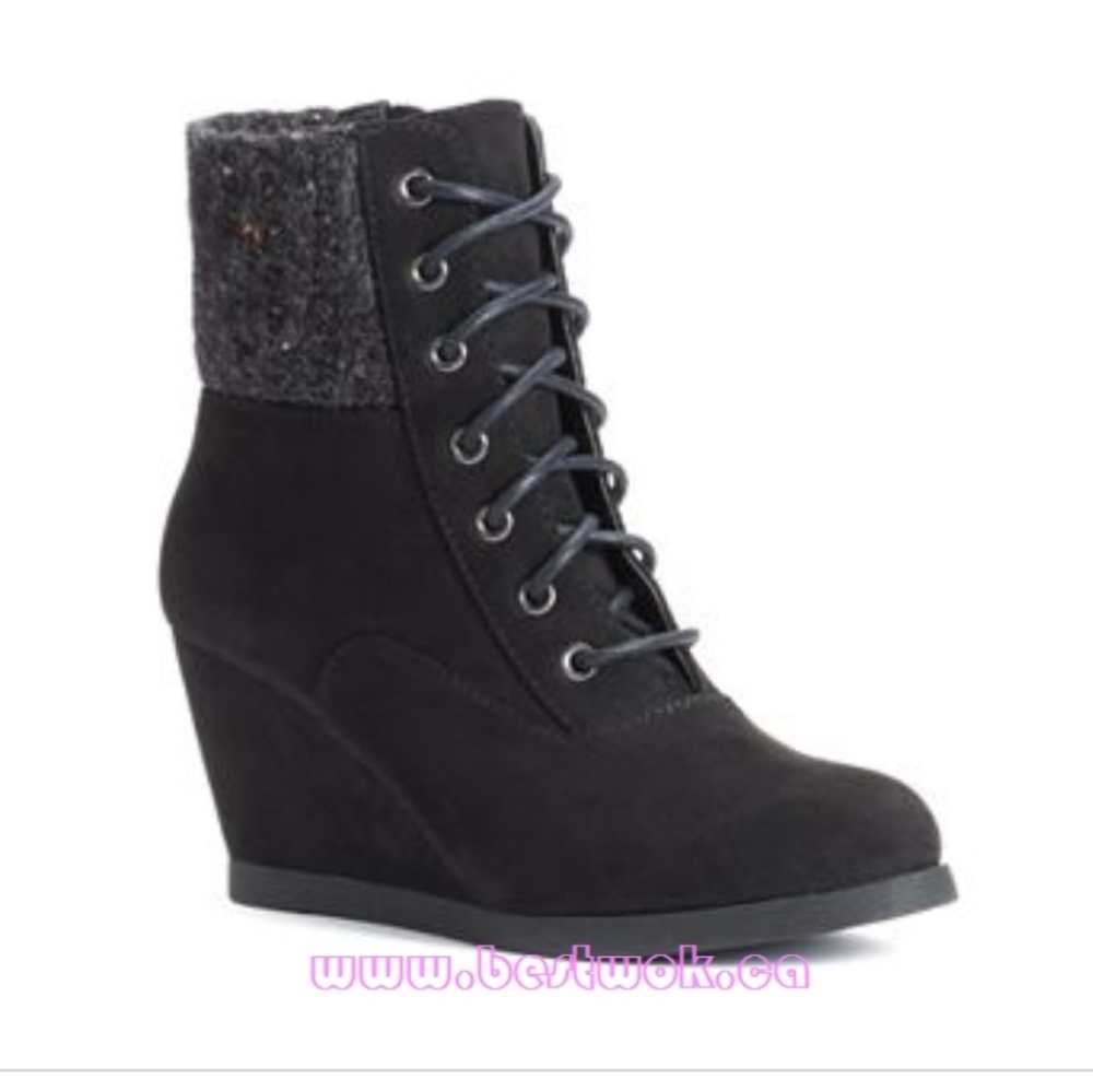 SO ankle boots